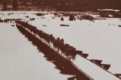 志愿军过江第一座浮桥架设始末